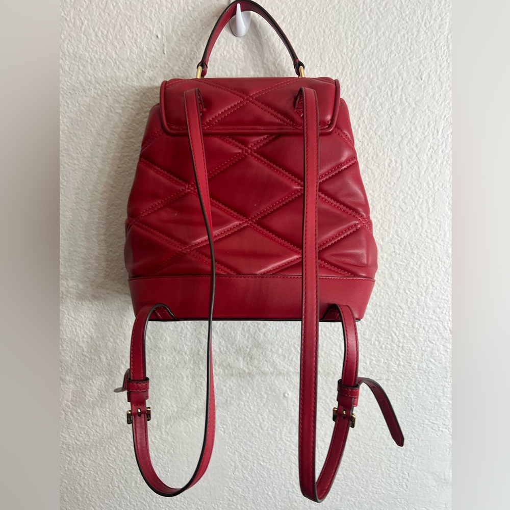 Red backpack - Picture 2 of 4